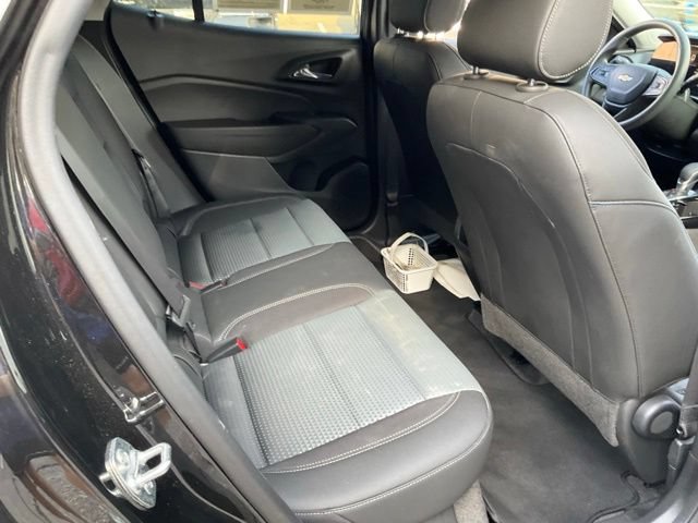 Used 2026 Chevrolet Trax LT FWD image 17