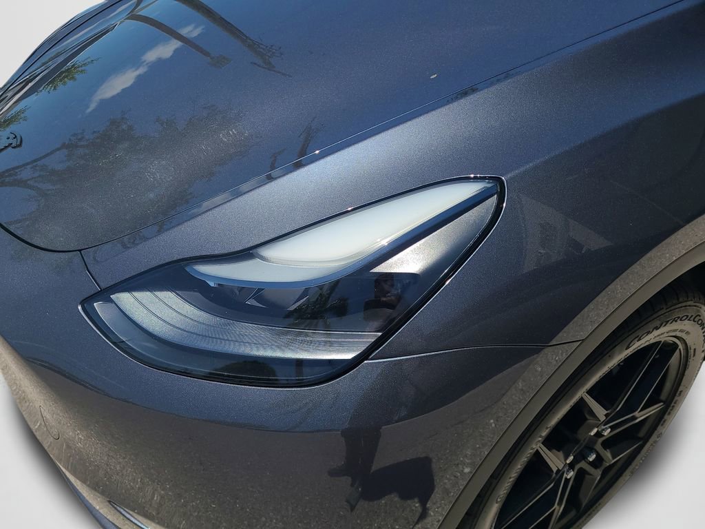 Used 2023 Tesla Model Y Long Range AWD/4WD image 29
