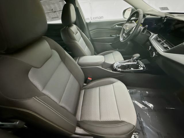 New 2026 Chevrolet Trax LT w/ Driver Confidence Package image 27