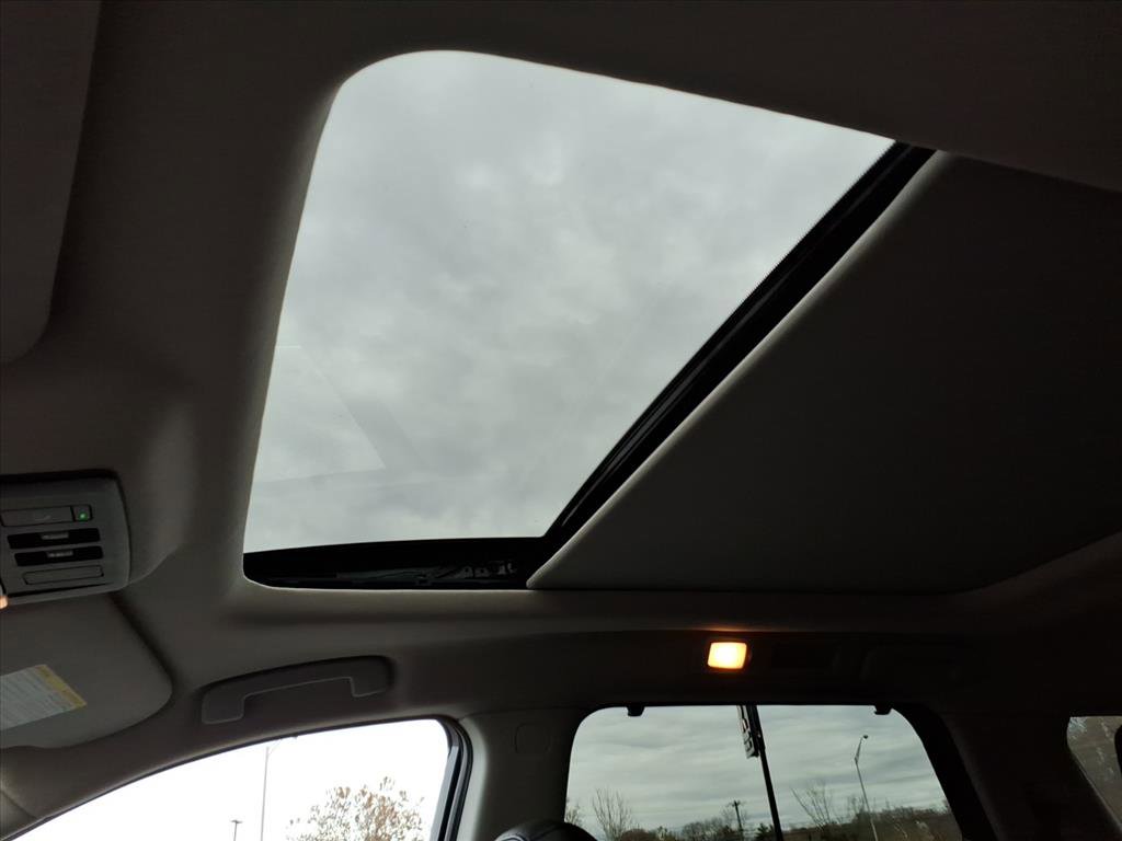 Certified 2023 Nissan Pathfinder SL w/ SL Premium Package image 9