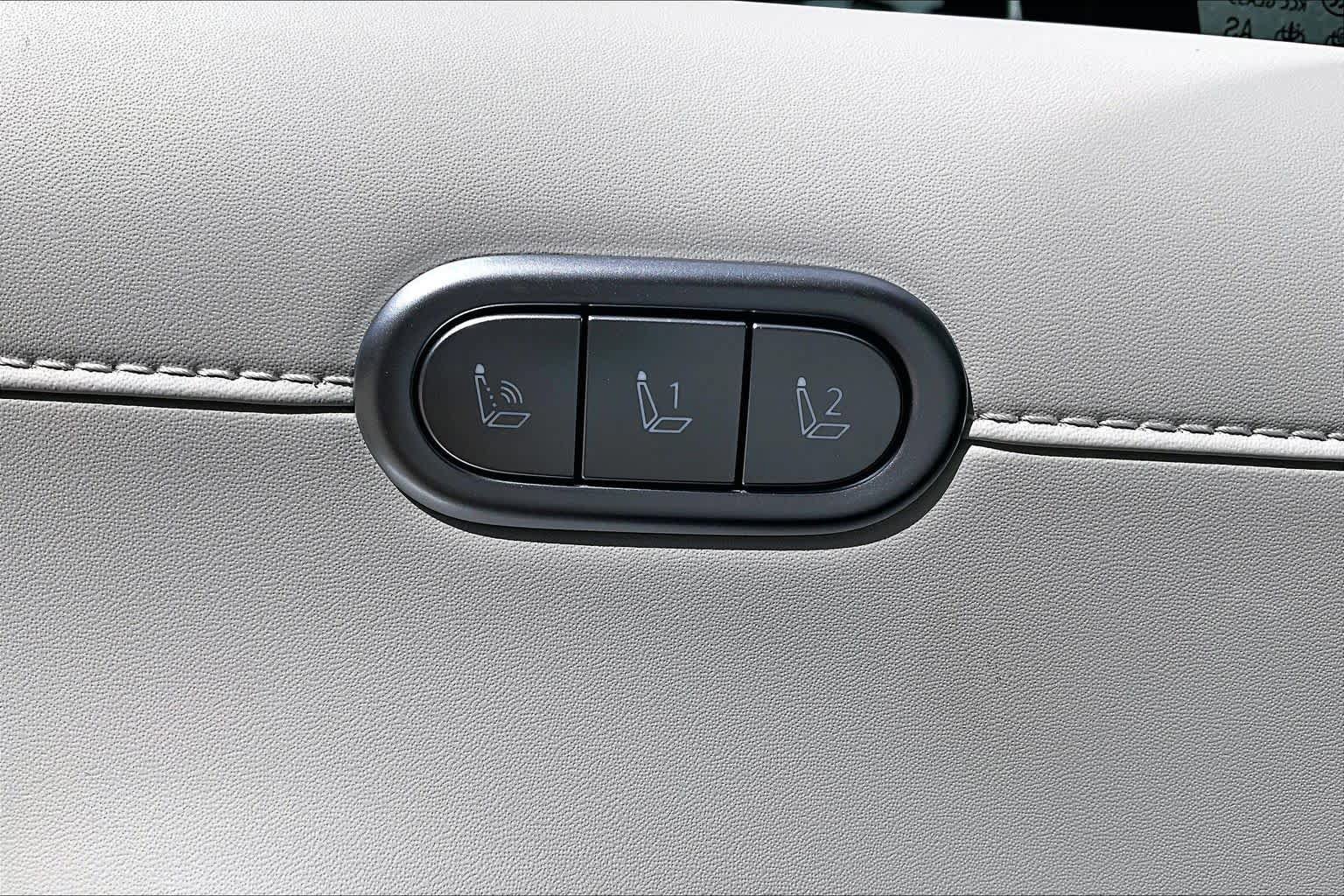 Used 2026 Hyundai Palisade Calligraphy AWD/4WD image 32