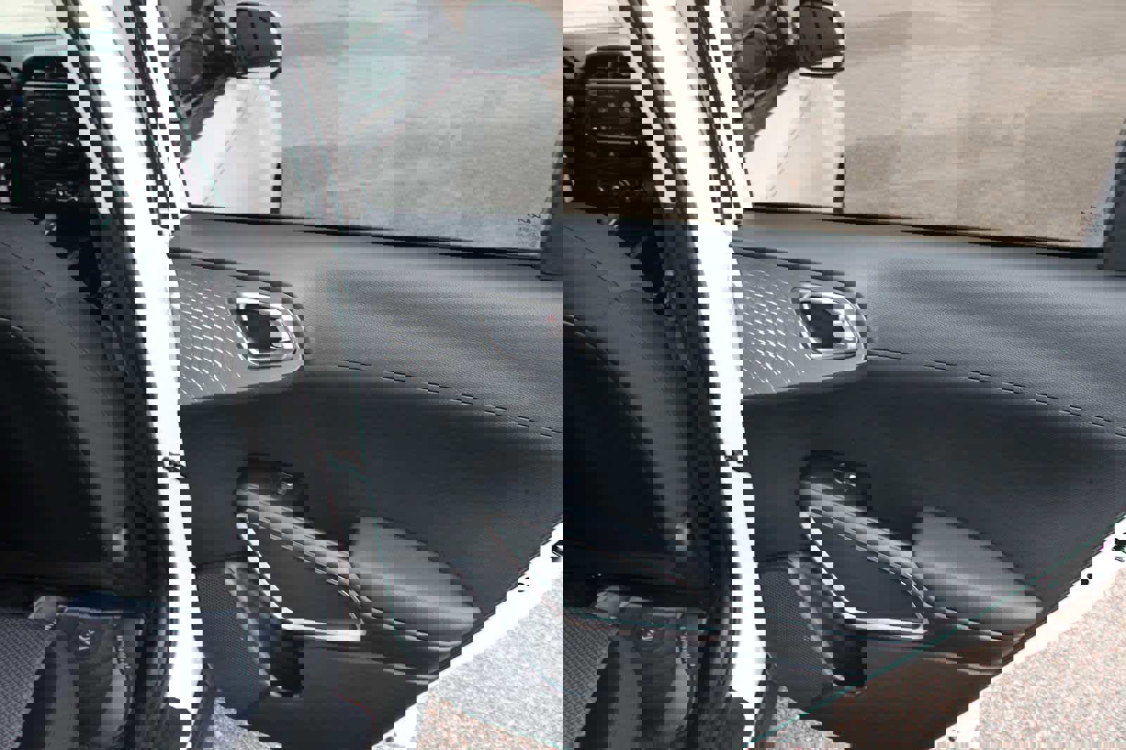 Used 2024 Kia Soul LX w/ Option Group 015 image 40