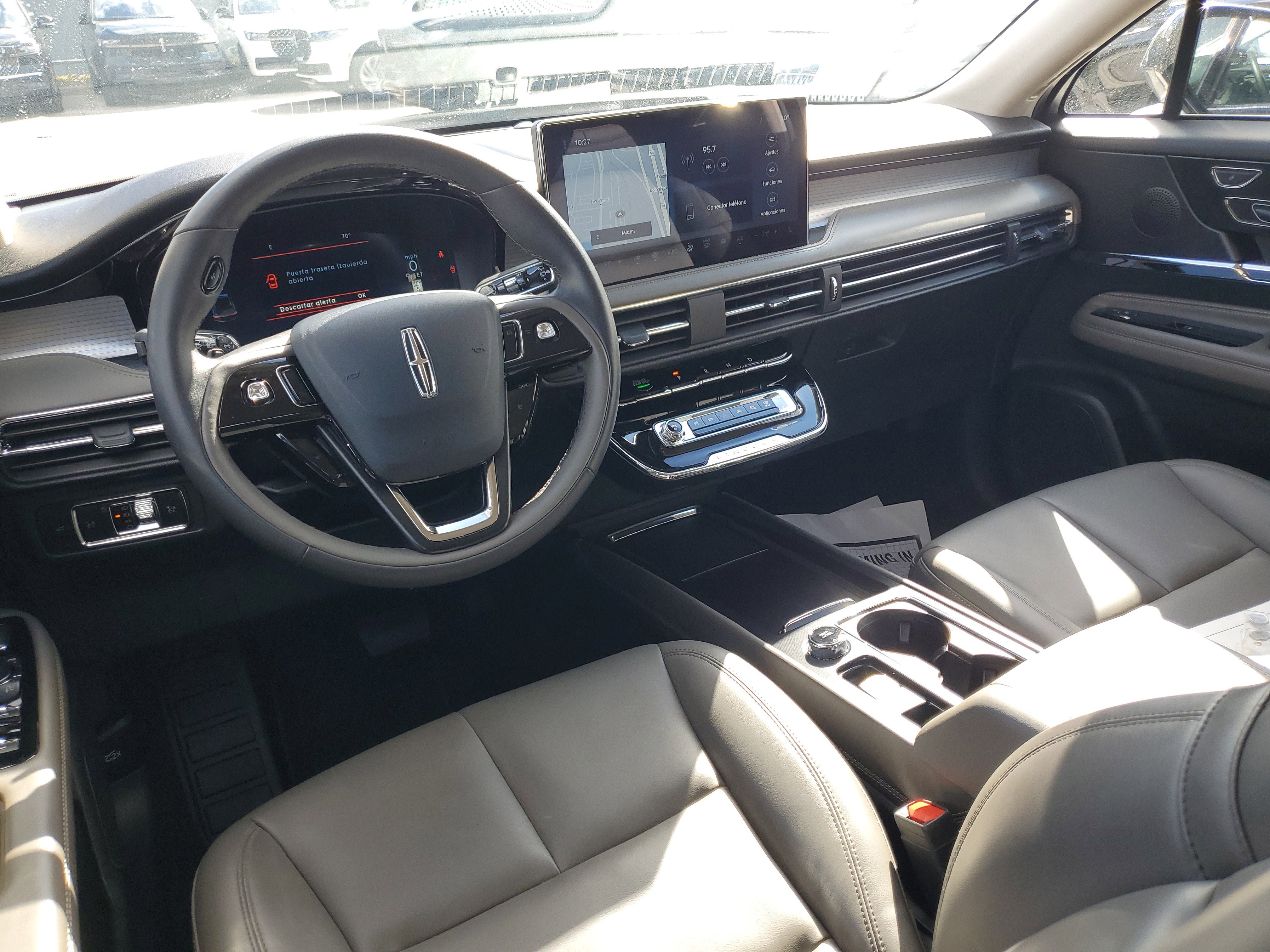 Certified 2024 Lincoln Corsair FWD image 14