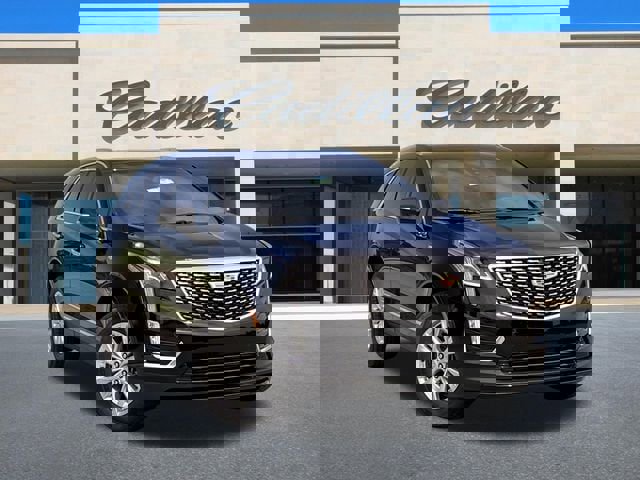 New 2026 Cadillac XT5 Luxury image 2