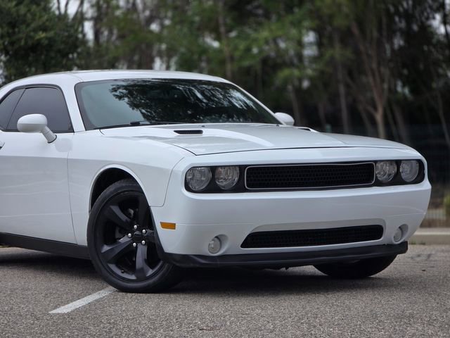 Used 2014 Dodge Challenger SXT Plus w/ Harman/Kardon Audio Group RWD image 2