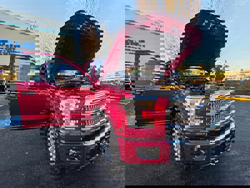 Used 2017 Ford F150 Platinum w/ Equipment Group 701A Luxury AWD/4WD image 26