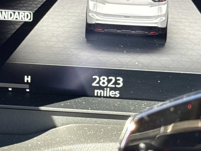 Used 2025 Nissan Rogue Platinum w/ Tech Package image 40