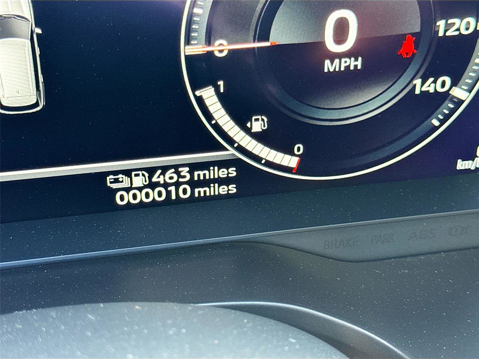 New 2025 Mitsubishi Outlander SEL image 12