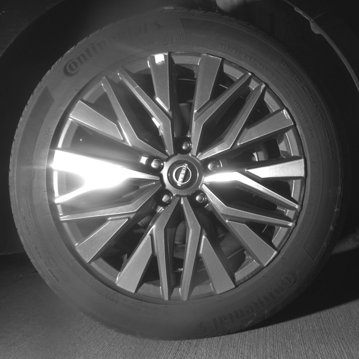 Used 2025 Nissan Altima 2.5 SV FWD image 13
