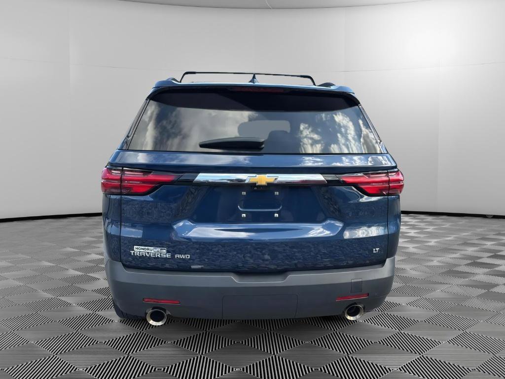 Certified 2023 Chevrolet Traverse LT w/ LT Premium Package AWD/4WD image 8