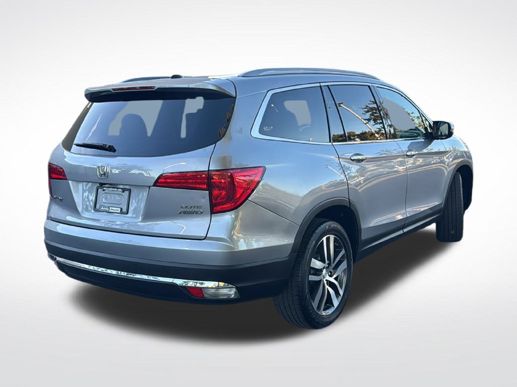 Used 2017 Honda Pilot Elite image 7