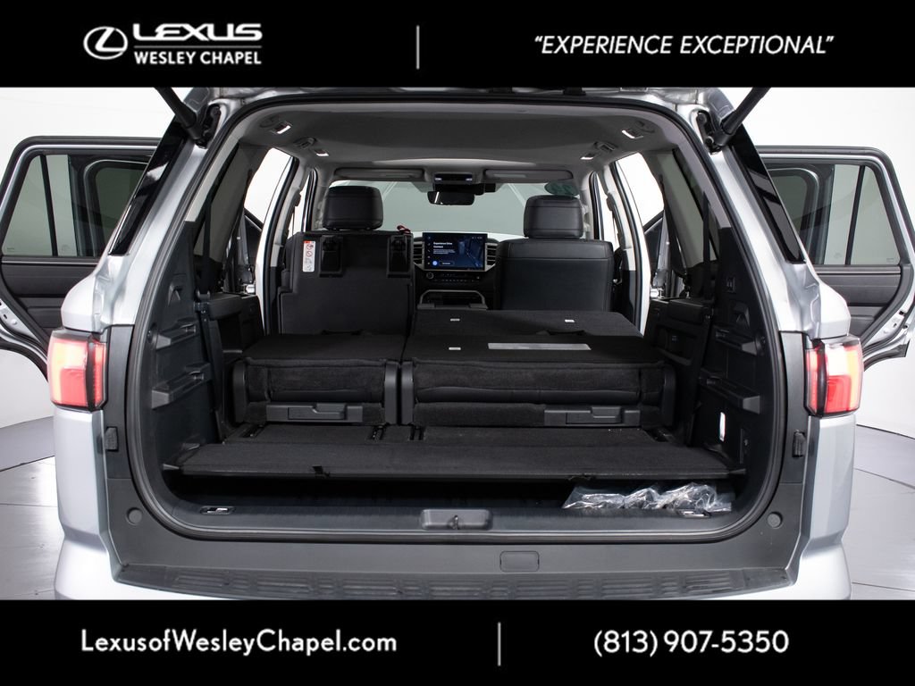 Used 2024 Toyota Sequoia SR5 w/ SR5 Premium Package RWD image 17