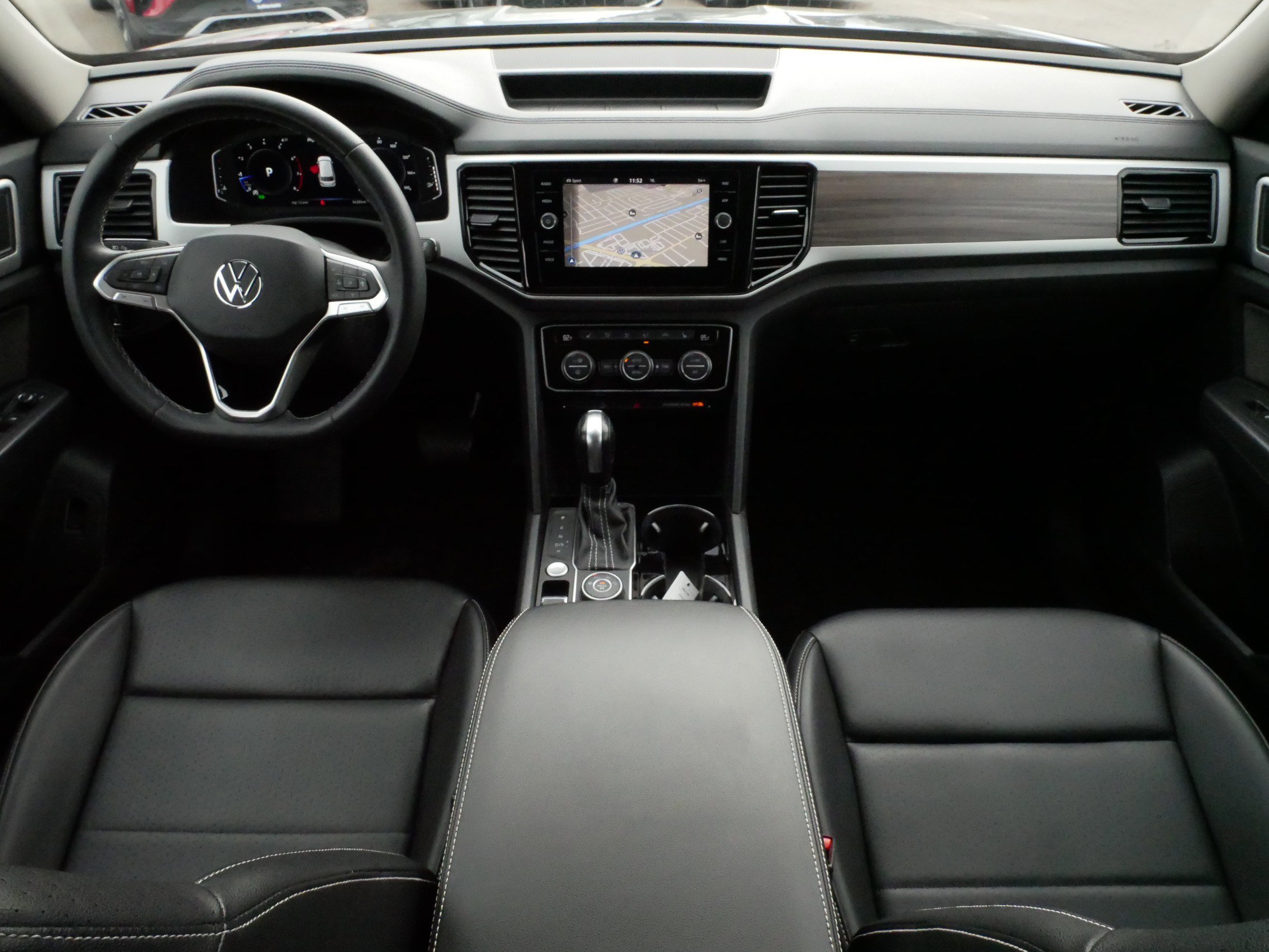 Used 2022 Volkswagen Atlas SEL image 10