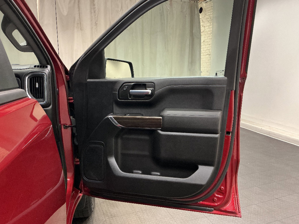 Used 2021 Chevrolet Silverado 1500 LT Trail Boss w/ Bed Protection Package AWD/4WD image 28