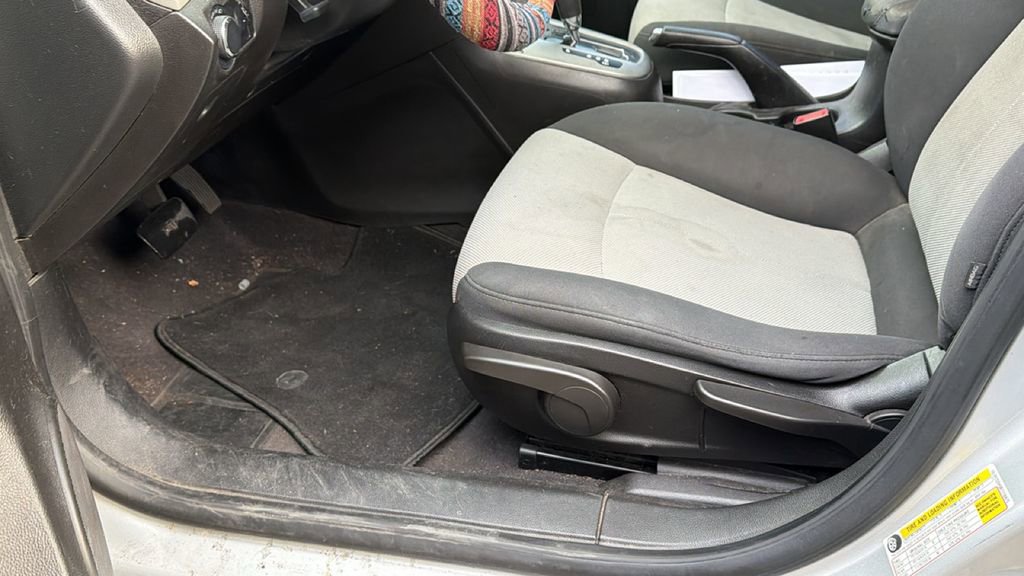 Used 2011 Chevrolet Cruze LS w/ Connectivity Package image 9