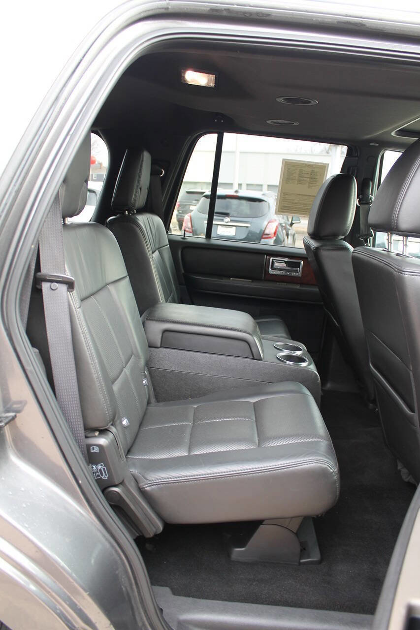 Used 2013 Lincoln Navigator 4WD w/ HD Trailer Tow Pkg image 21