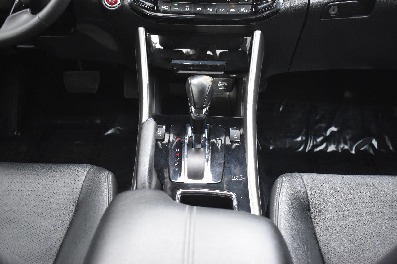 Used 2017 Honda Accord EX-L image 30