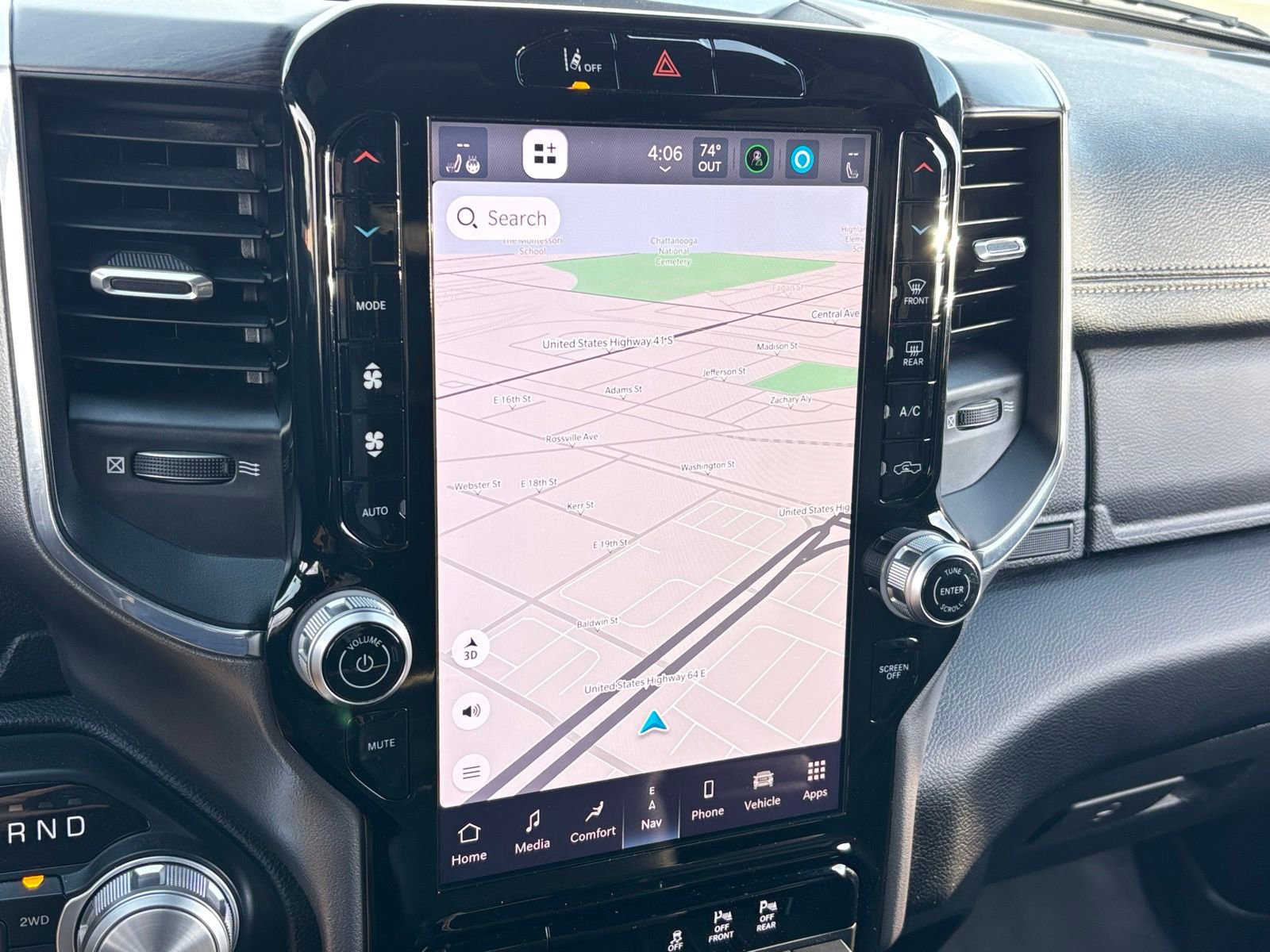 Used 2025 RAM 1500 Laramie image 7