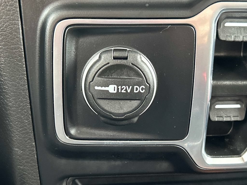 Used 2022 Jeep Wrangler Unlimited Sport AWD/4WD image 24