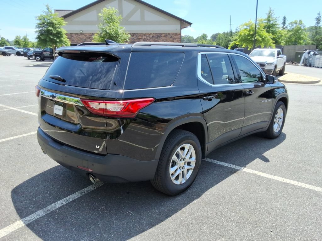 Certified 2021 Chevrolet Traverse LT FWD image 5