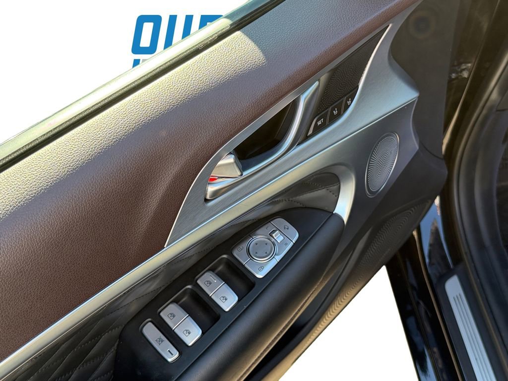 Used 2019 Genesis G70 2.0T Advanced w/ Dynamic Package image 17