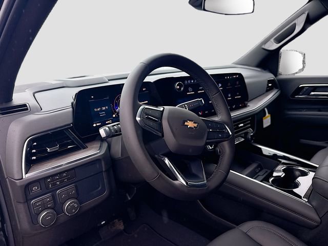 New 2026 Chevrolet Suburban LT image 10