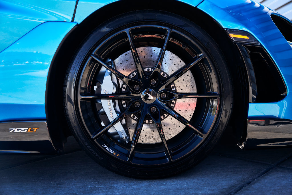 Used 2021 McLaren 765LT RWD image 24