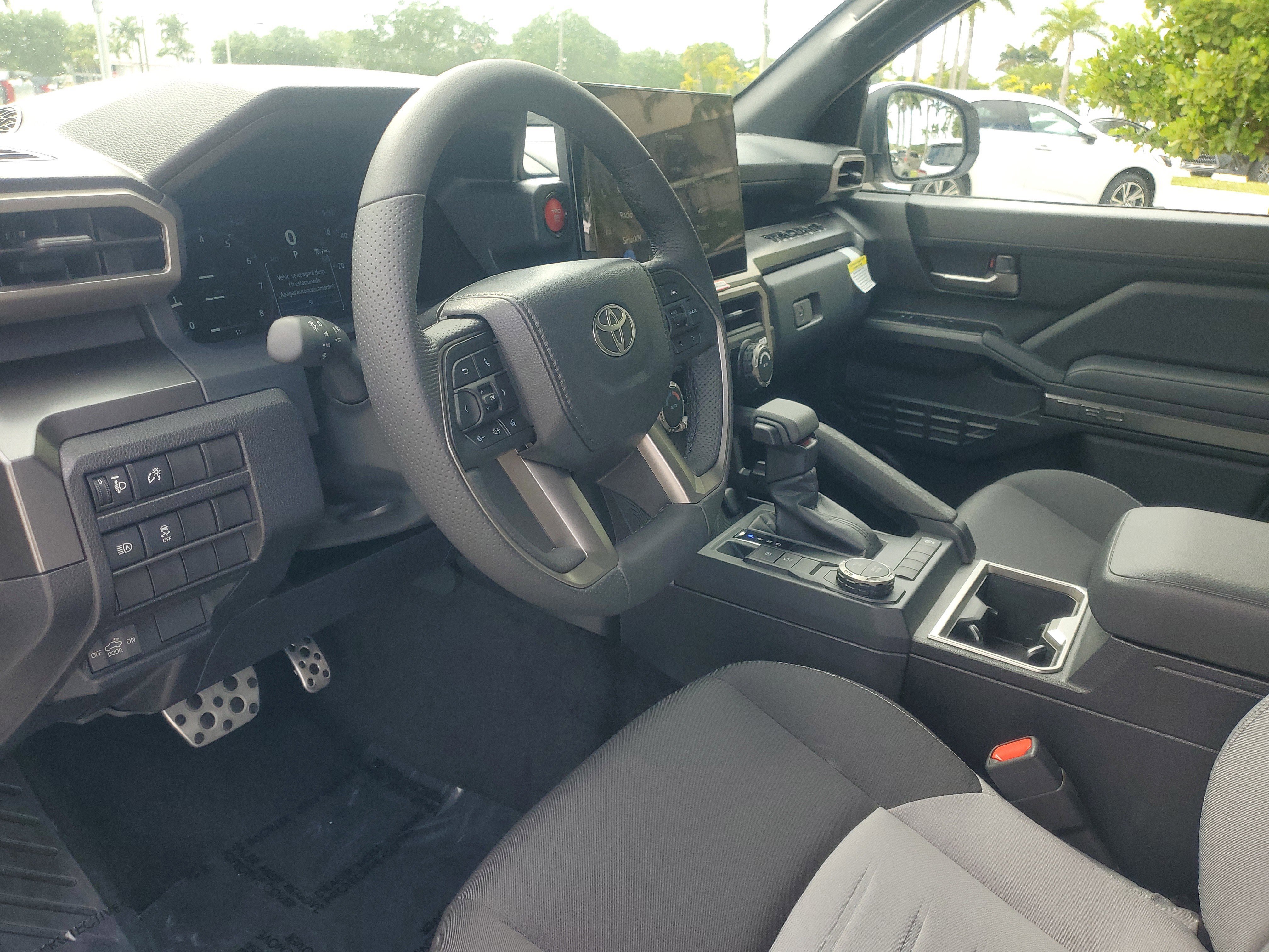 Used 2025 Toyota Tacoma TRD Sport RWD image 19
