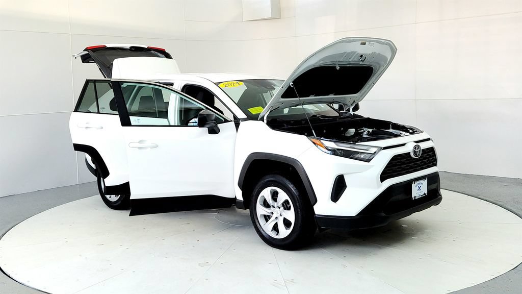 Certified 2024 Toyota RAV4 LE AWD/4WD image 12