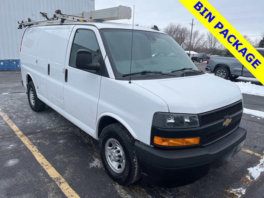 Used 2021 Chevrolet Express 2500 w/ Driver Convenience Package image 3