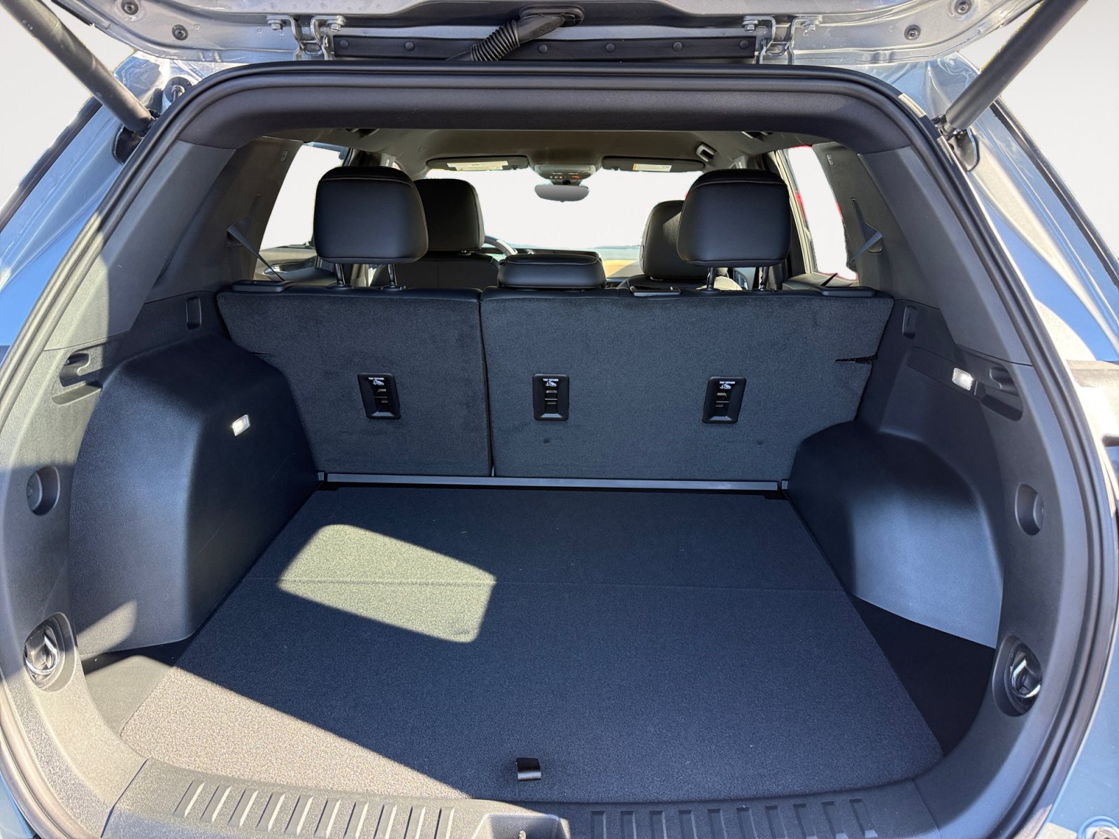 New 2027 Chevrolet Equinox ACTIV w/ Safety and Technology Package AWD/4WD image 14