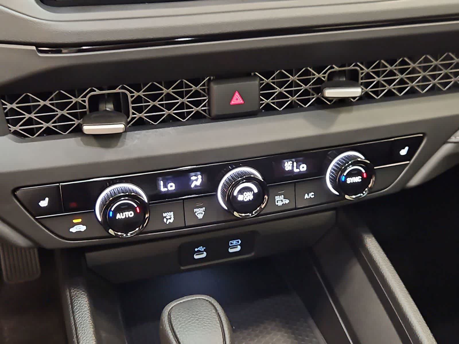 Used 2025 Honda Accord SE image 30
