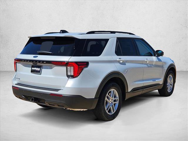 New 2026 Ford Explorer Active RWD image 2