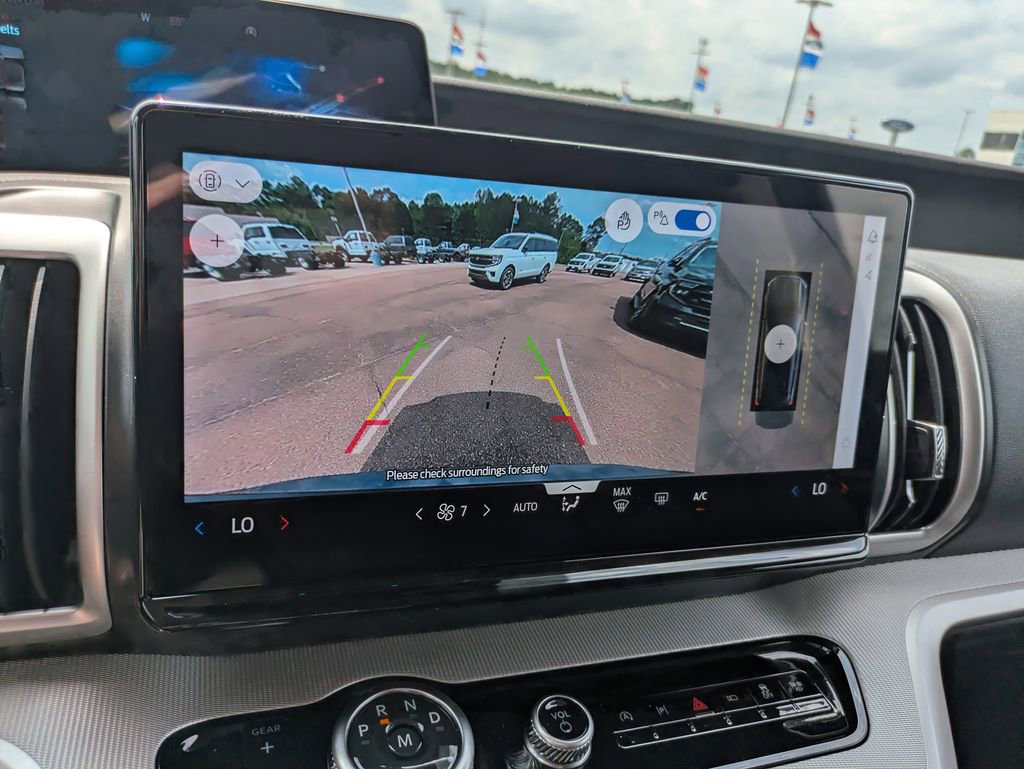 New 2026 Ford Expedition Active RWD image 19
