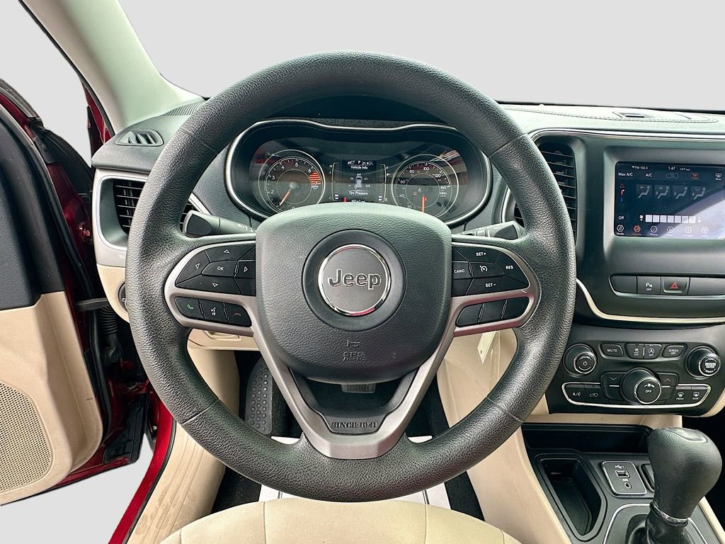 Used 2020 Jeep Cherokee Latitude image 11