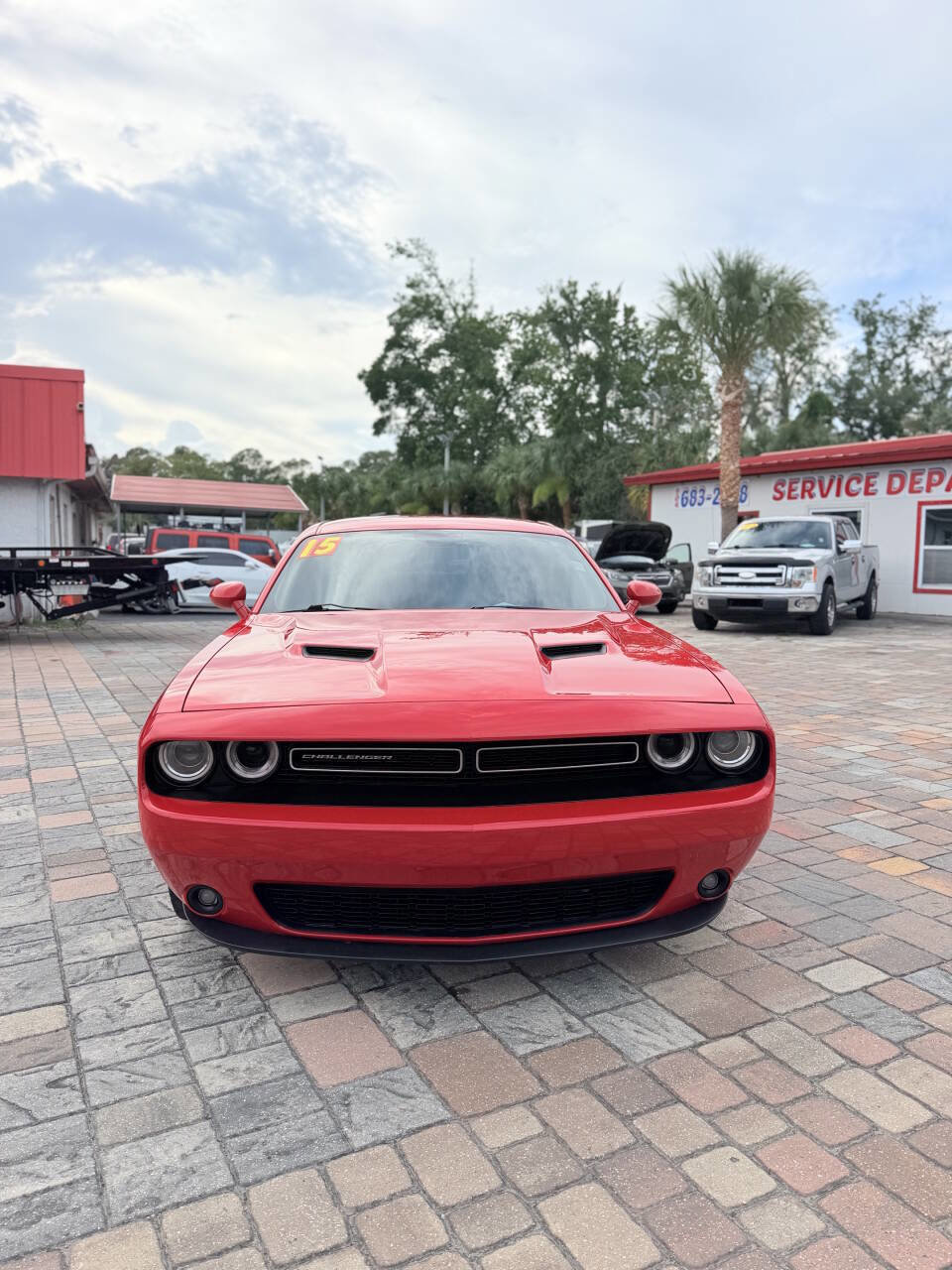 Used 2015 Dodge Challenger SXT Plus w/ Sound Group II RWD image 1
