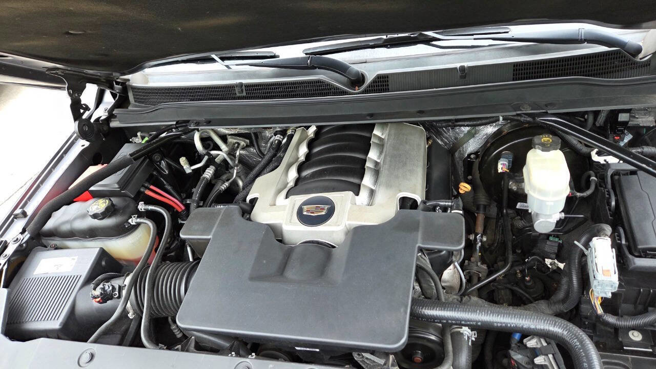 Used 2018 Cadillac Escalade ESV Premium Luxury AWD/4WD image 56