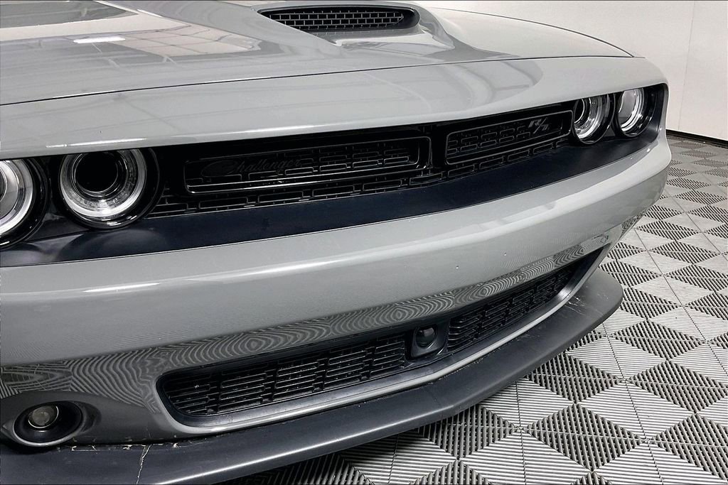 Used 2023 Dodge Challenger R/T w/ Plus Package image 38