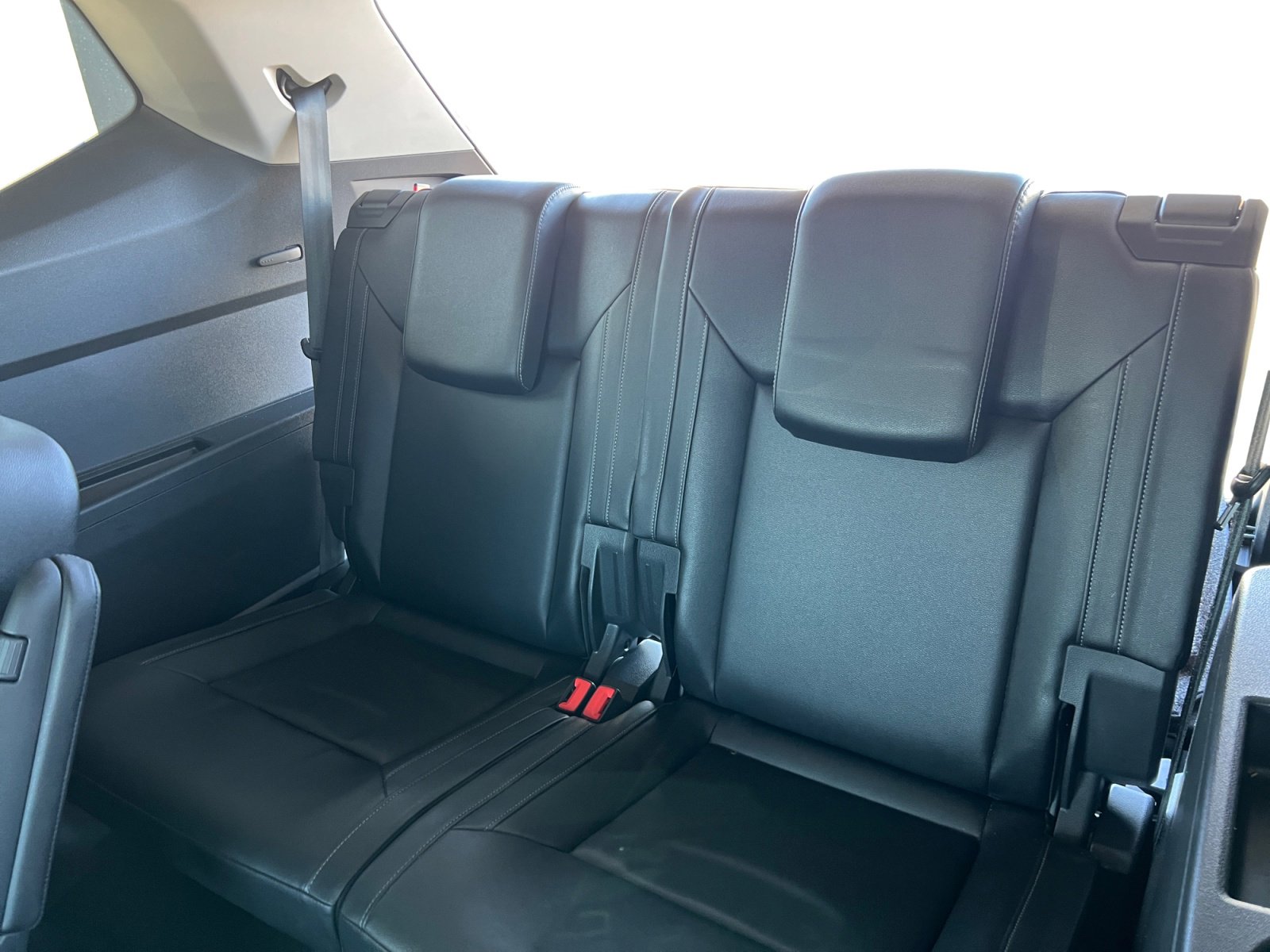 Used 2019 Volkswagen Atlas SE w/ Towing Package image 12