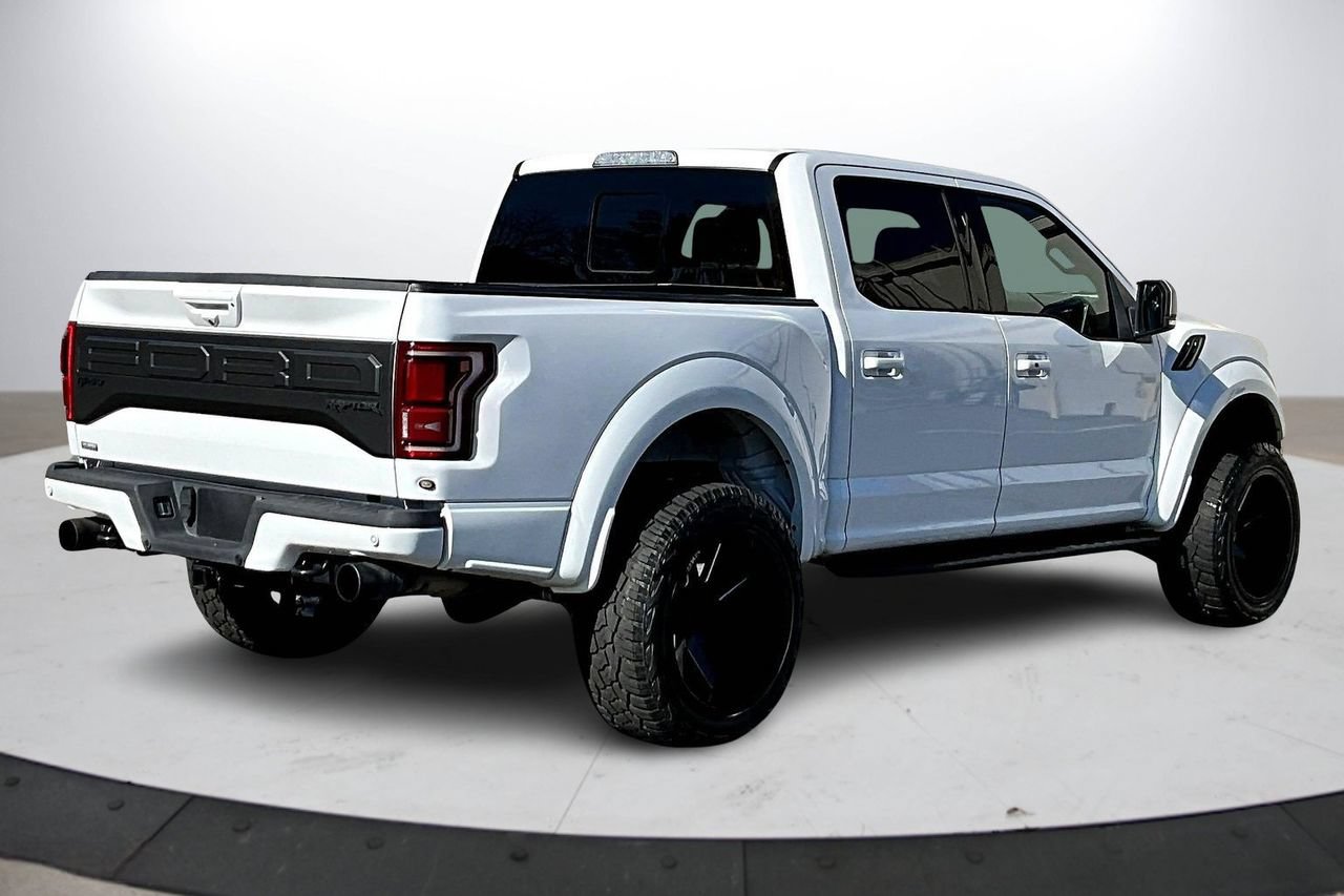 Used 2018 Ford F150 Raptor w/ Equipment Group 802A Luxury AWD/4WD image 9