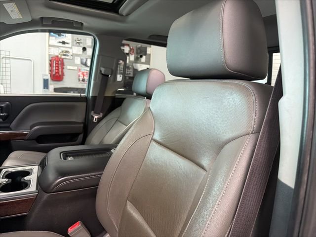 Used 2017 GMC Sierra 1500 SLT image 16