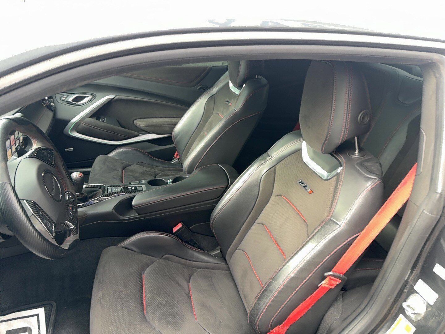 Used 2018 Chevrolet Camaro ZL1 RWD image 12