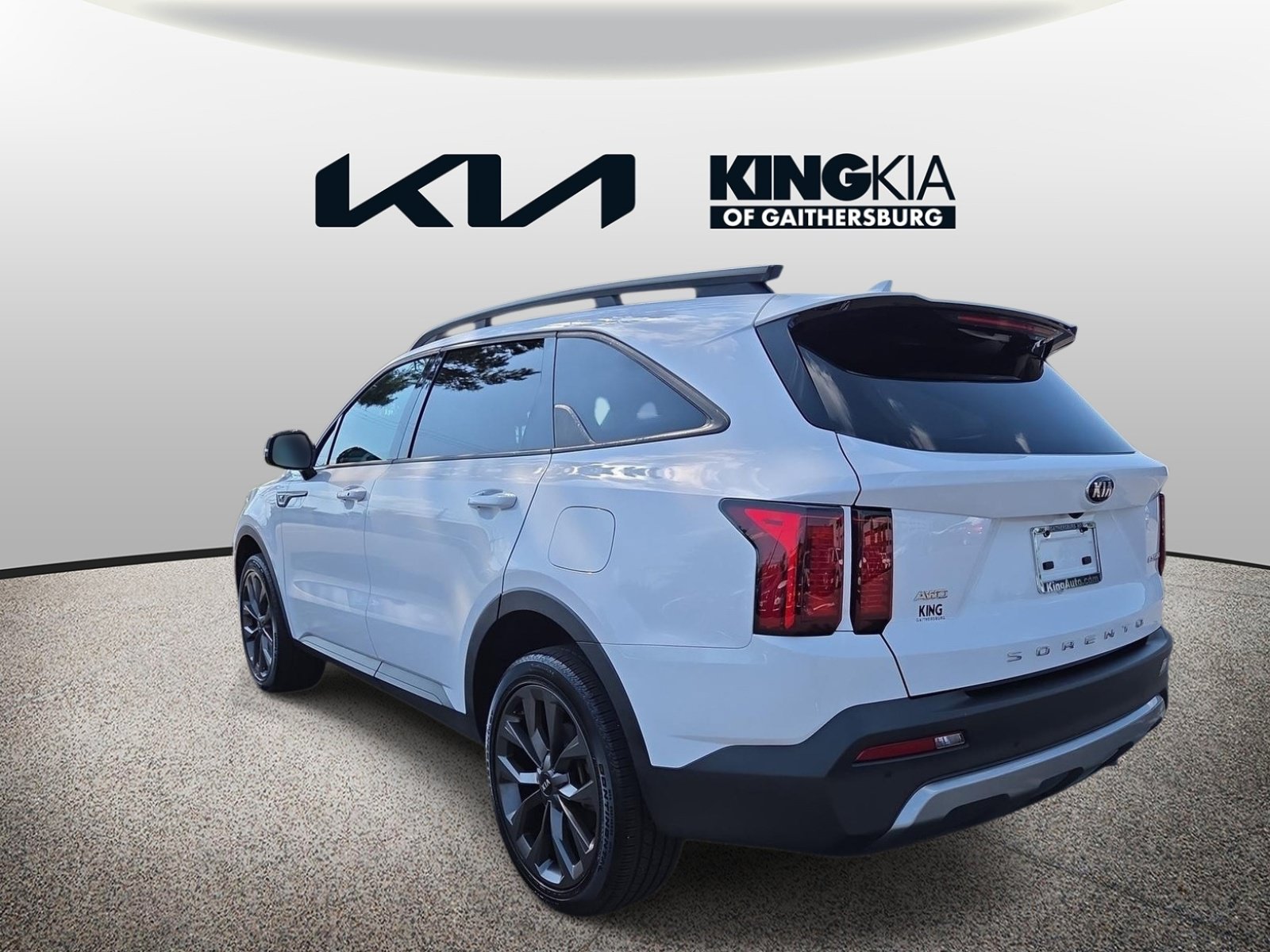 Certified 2021 Kia Sorento EX w/ EX AWD X-Line Package image 6