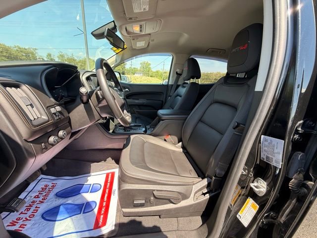 Used 2022 GMC Canyon AT4 w/ Trailering Package image 15