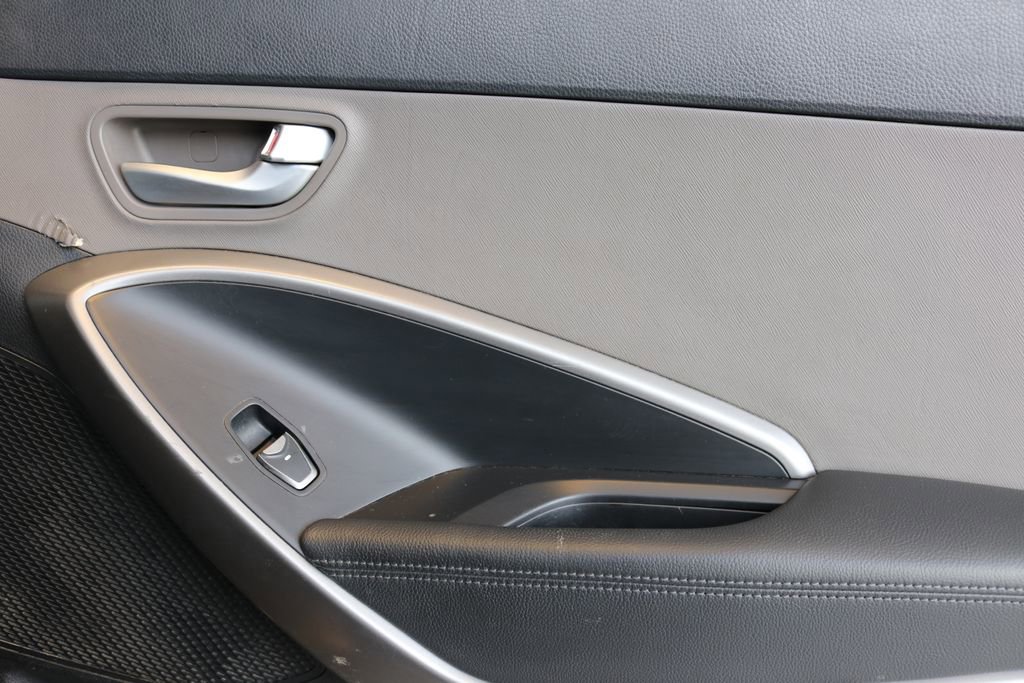 Used 2016 Hyundai Santa Fe Sport image 27