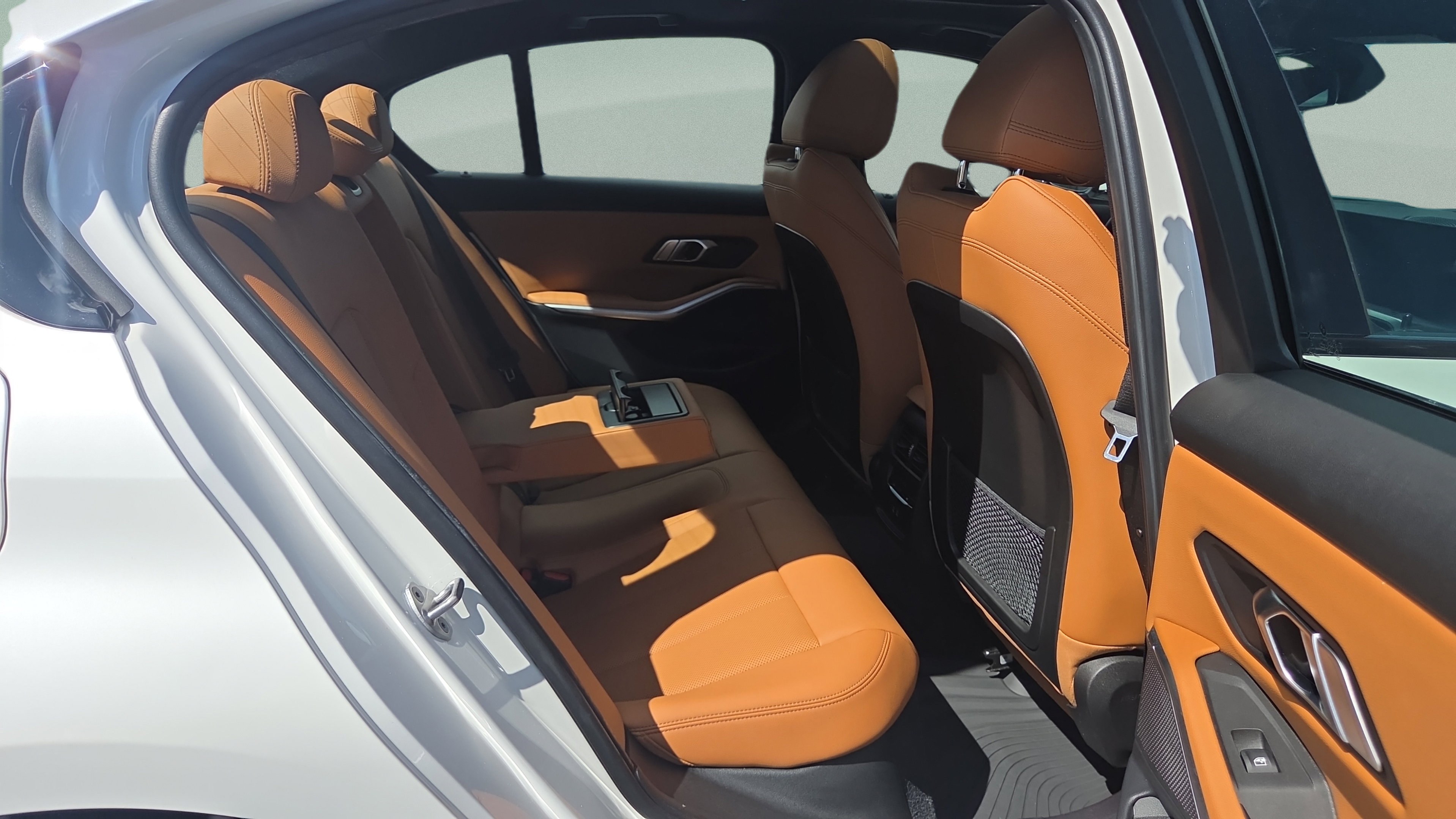 Used 2023 BMW 330i Sedan w/ Premium Package RWD image 15