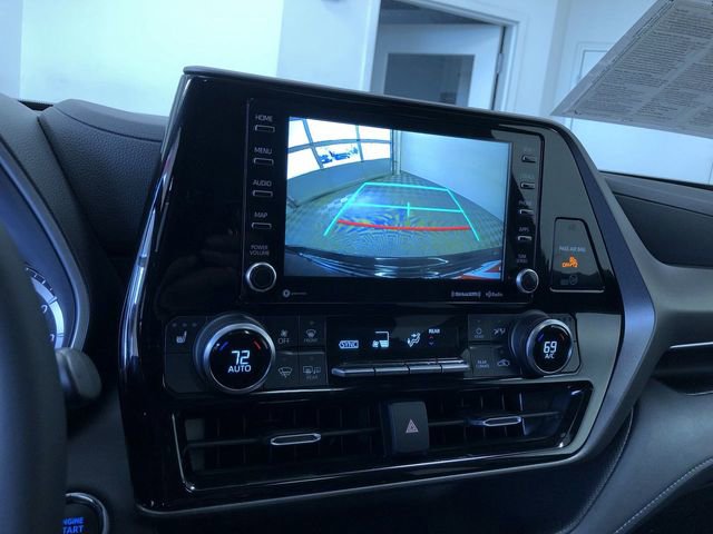Used 2022 Toyota Highlander XLE image 28
