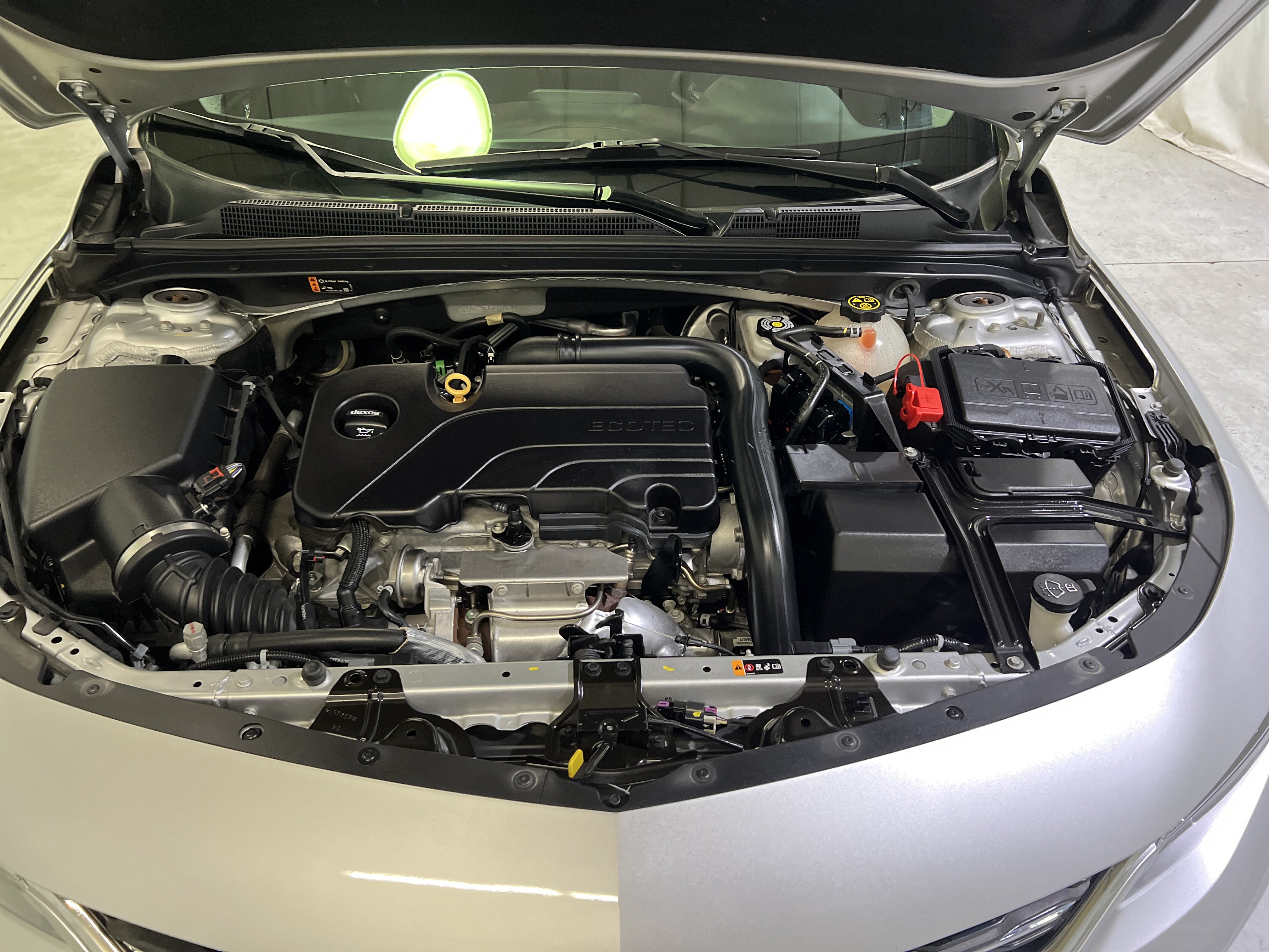 Certified 2018 Chevrolet Malibu LT FWD image 15