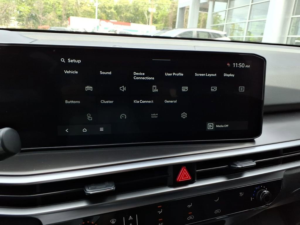 New 2026 Kia Sorento LX FWD image 19