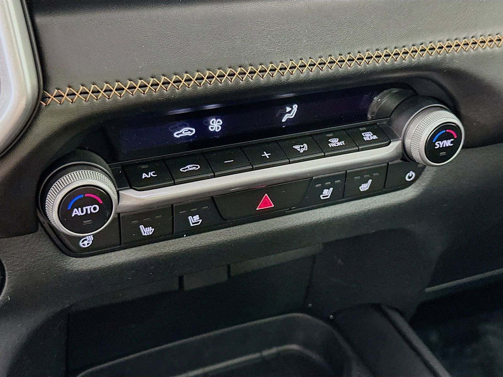 Certified 2025 MAZDA CX-50 AWD 2.5 Turbo w/ Premium Pkg image 16